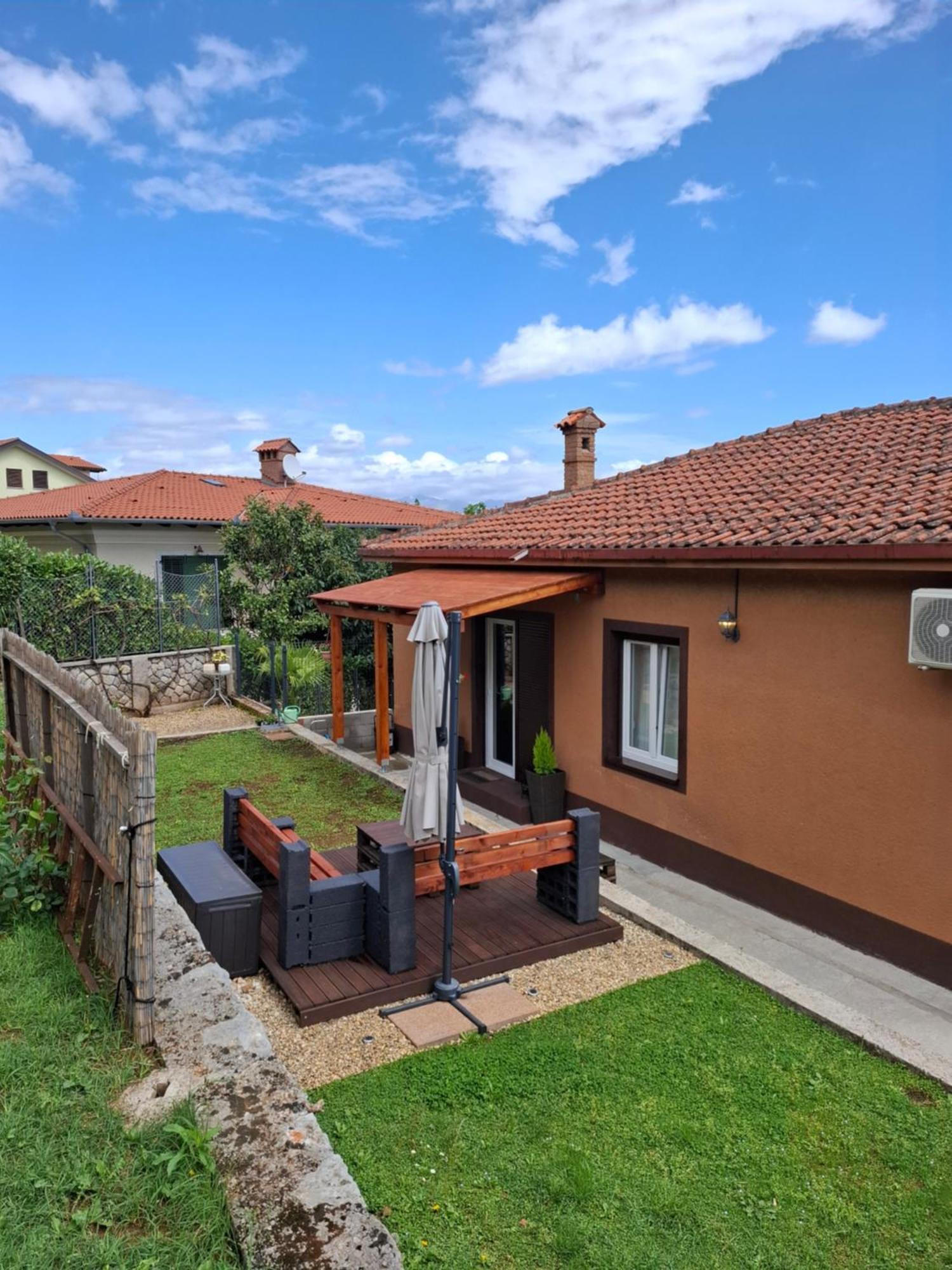 Apartman Envi Опатия Екстериор снимка